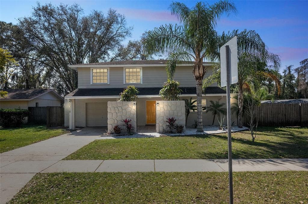 5218 HEADLAND HILLS AVENUE TAMPA, FL 33625