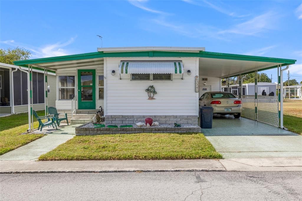 3341 HAMPSHIRE DRIVE HOLIDAY, FL 34690