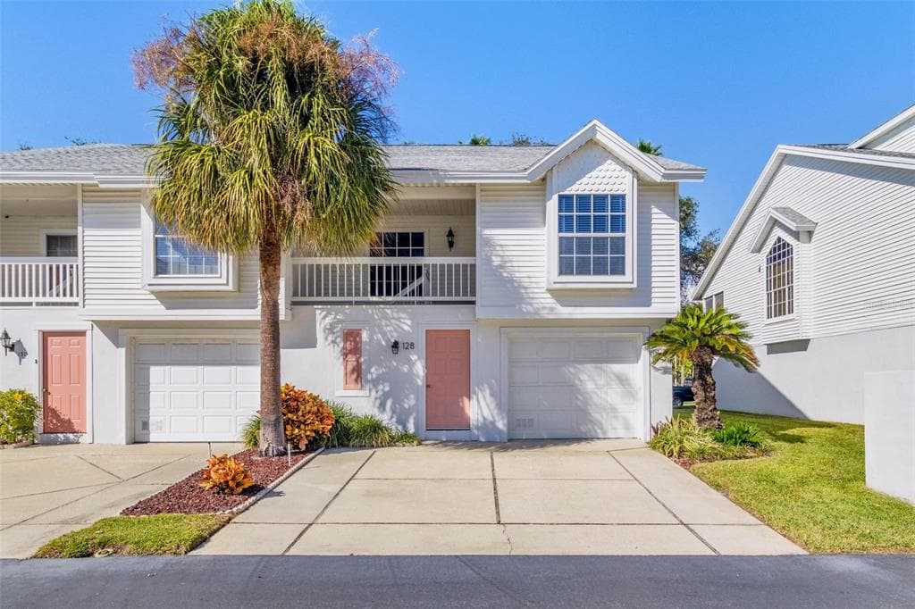 128 SUN ISLE CIRCLE UNIT 60 TREASURE ISLAND, FL 33706