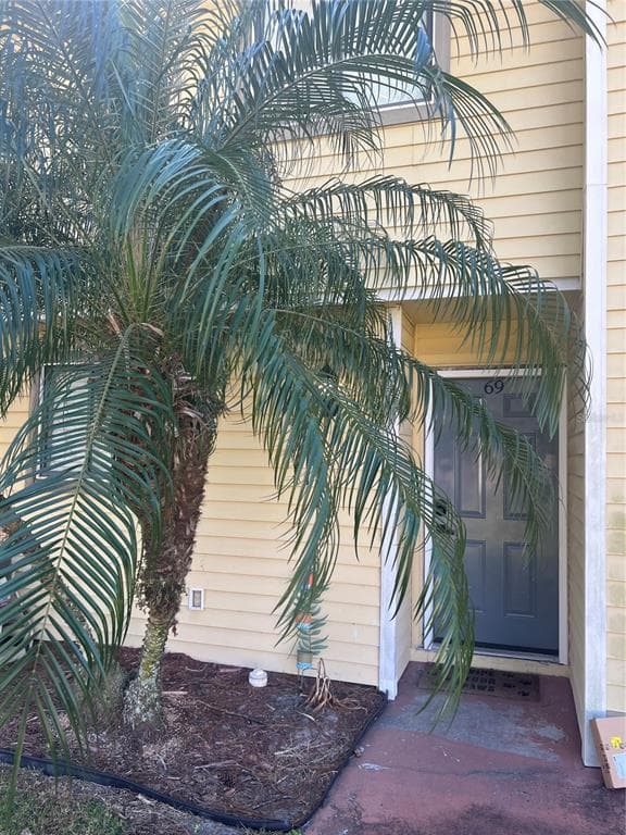 22640 WATERSEDGE BOULEVARD UNIT 69 LAND O LAKES, FL 34639