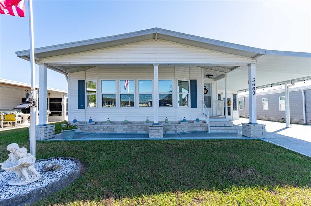 5660 ARROWHEAD DRIVE ZEPHYRHILLS, FL 33542