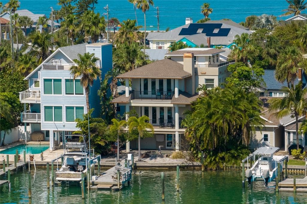 2105 PASS A GRILLE WAY ST PETE BEACH, FL 33706