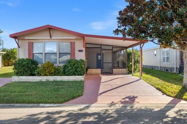 3114 HICKORY DRIVE ZEPHYRHILLS, FL 33543