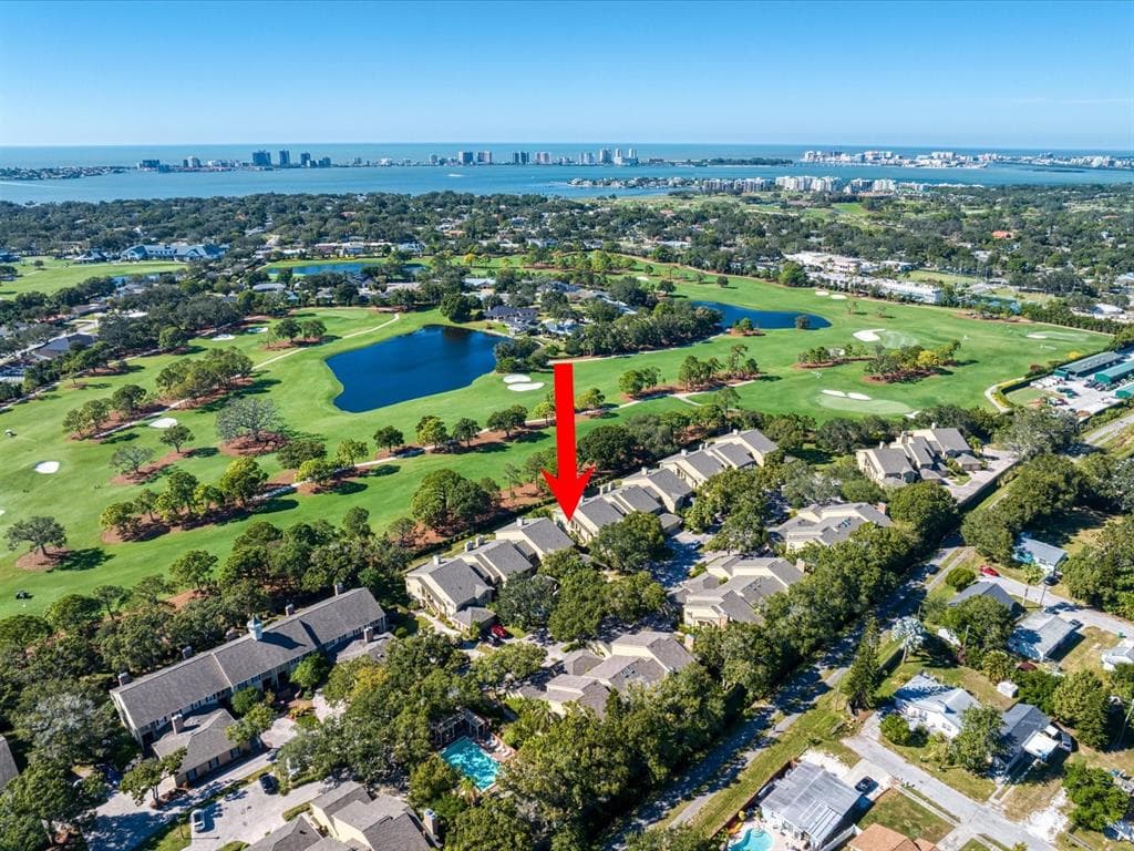 49 PELICAN PLACE BELLEAIR, FL 33756