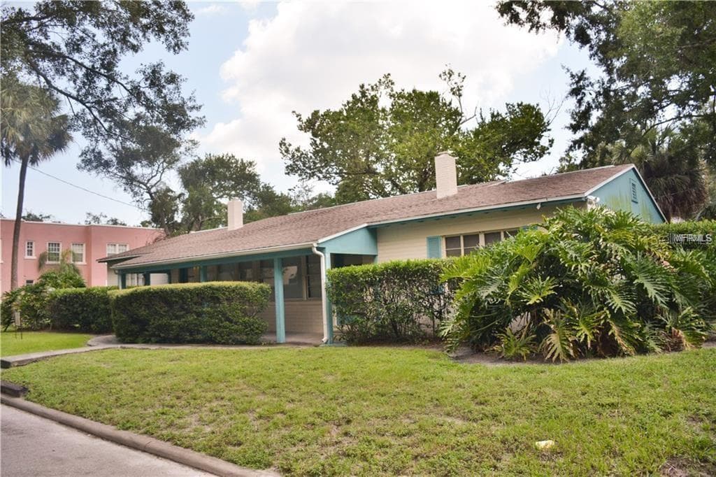 2303 S CLEWIS COURT TAMPA, FL 33629