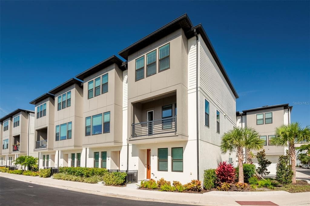 2511 N GRADY AVENUE UNIT 41 TAMPA, FL 33607