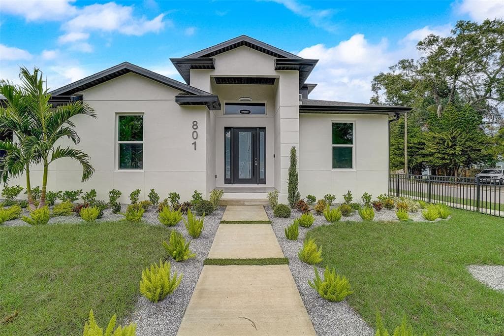 801 W SLIGH AVENUE TAMPA, FL 33604