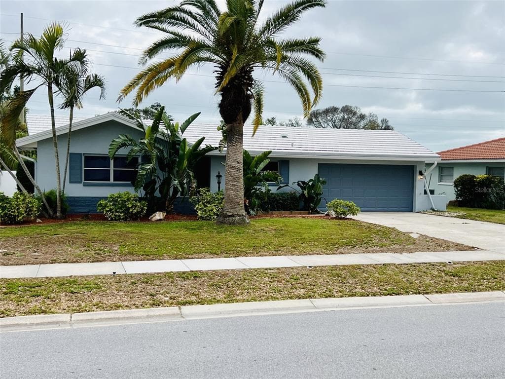 11682 67TH AVENUE N SEMINOLE, FL 33772