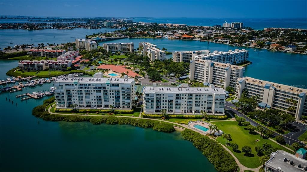 7963 SAILBOAT KEY BOULEVARD S UNIT 703 PH SOUTH PASADENA, FL 33707