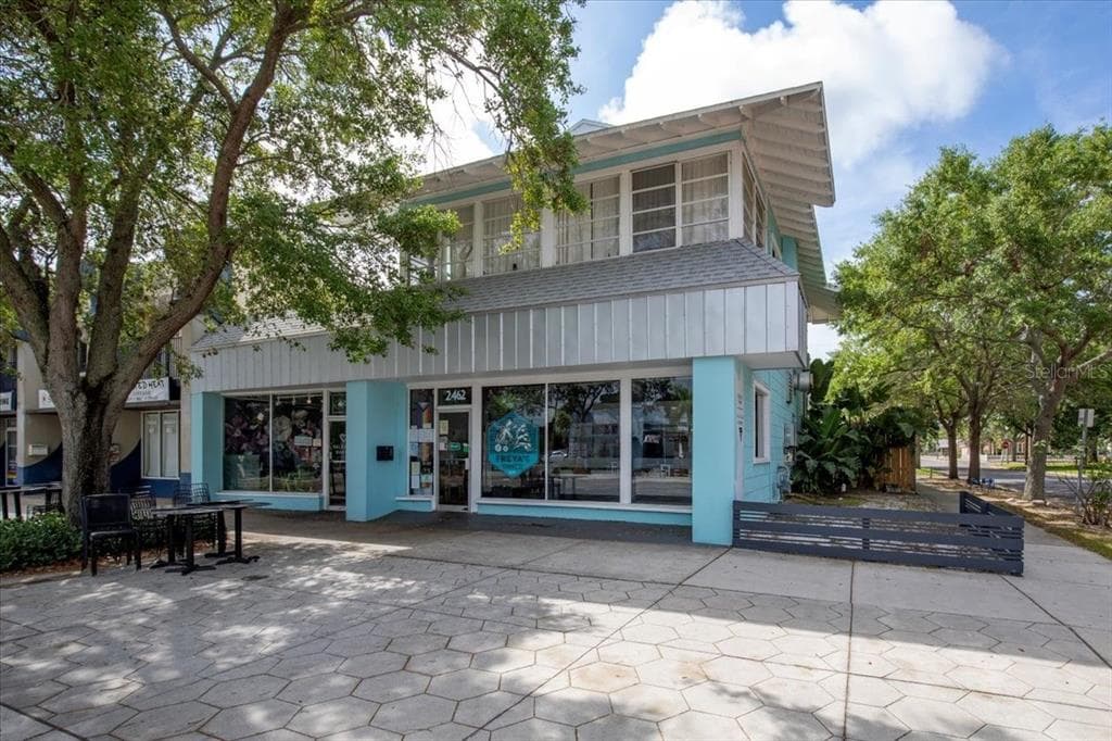 2458 CENTRAL AVENUE ST PETERSBURG, FL 33712