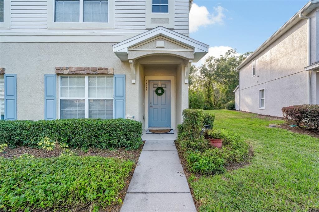 5876 FISHHAWK RIDGE DRIVE