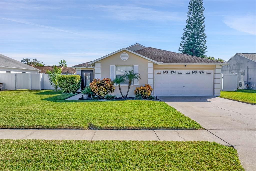 7248 FAIRWOOD AVENUE NEW PORT RICHEY, FL 34653