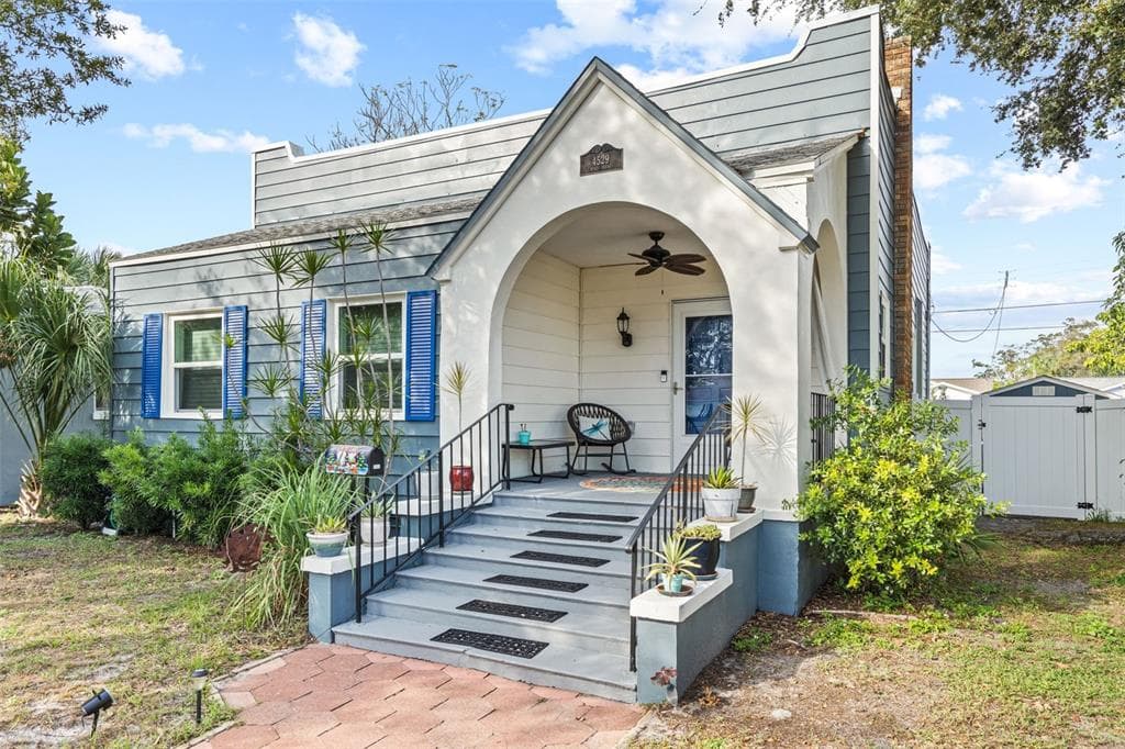 4529 3RD AVENUE N ST PETERSBURG, FL 33713