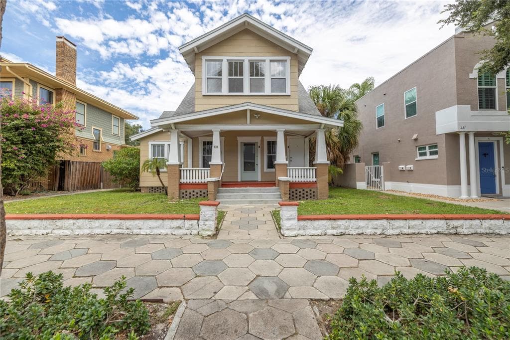 249 7TH AVENUE N ST PETERSBURG, FL 33701