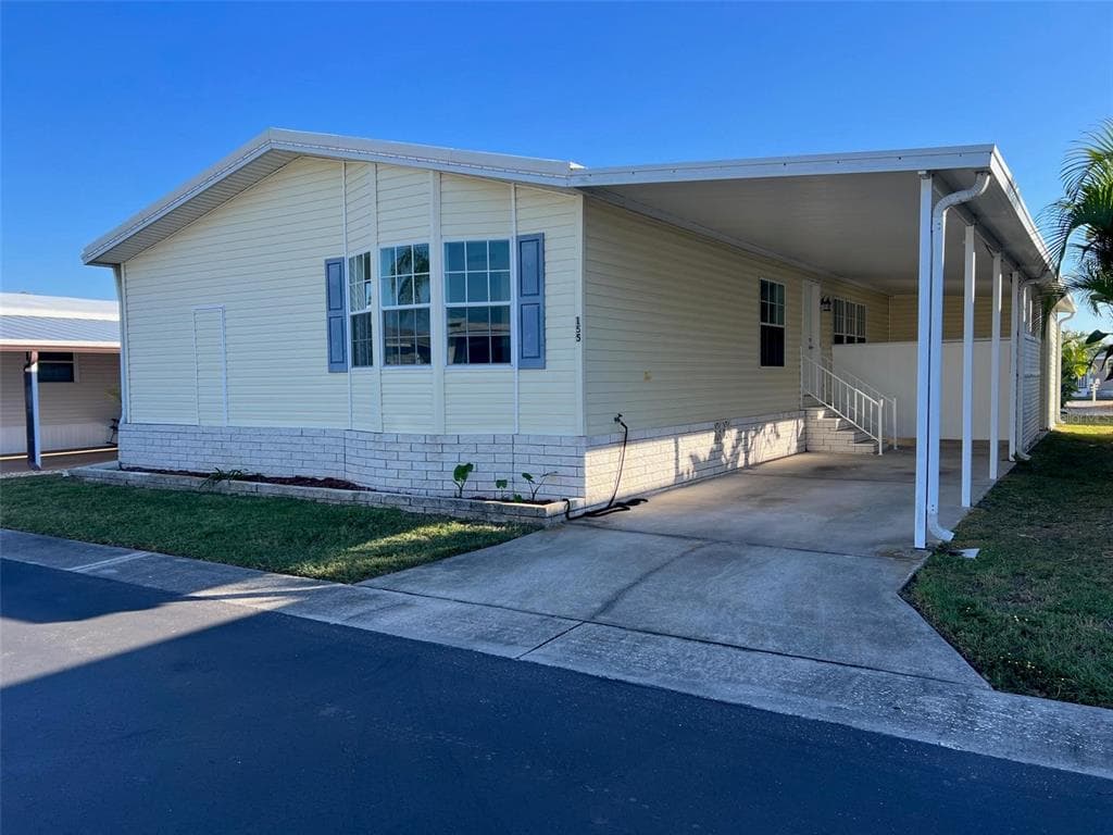 11300 124TH AVENUE UNIT 155 LARGO, FL 33778
