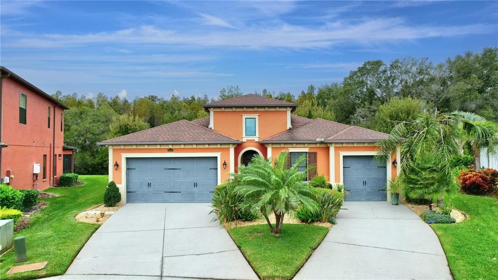 28405 MARSCIANO LANE WESLEY CHAPEL, FL 33543