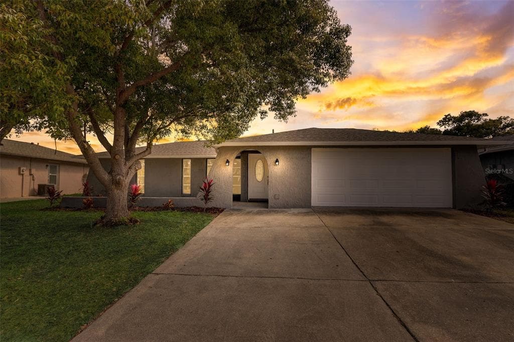 9136 FARMINGTON LANE PORT RICHEY, FL 34668