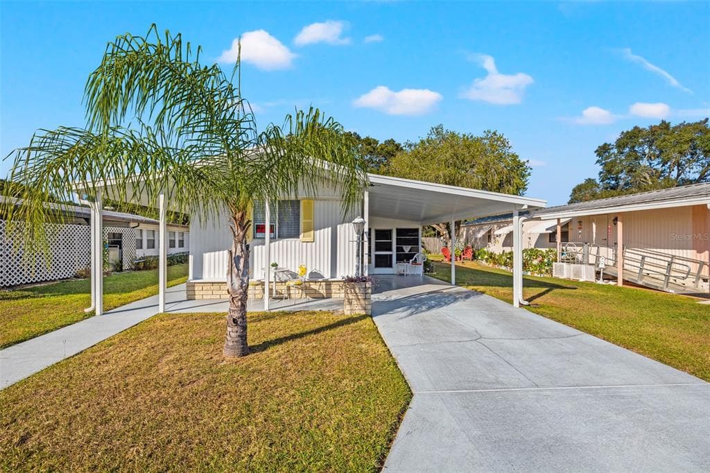 34915 HAPPINESS WAY ZEPHYRHILLS, FL 33541
