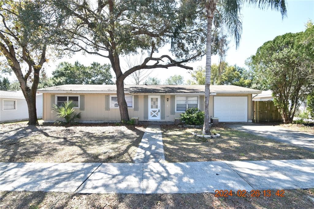 4675 CRESCENT ROAD SPRING HILL, FL 34606