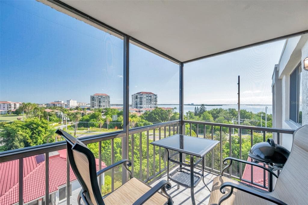 6365 BAHIA DEL MAR BOULEVARD UNIT 605 ST PETERSBURG, FL 33715