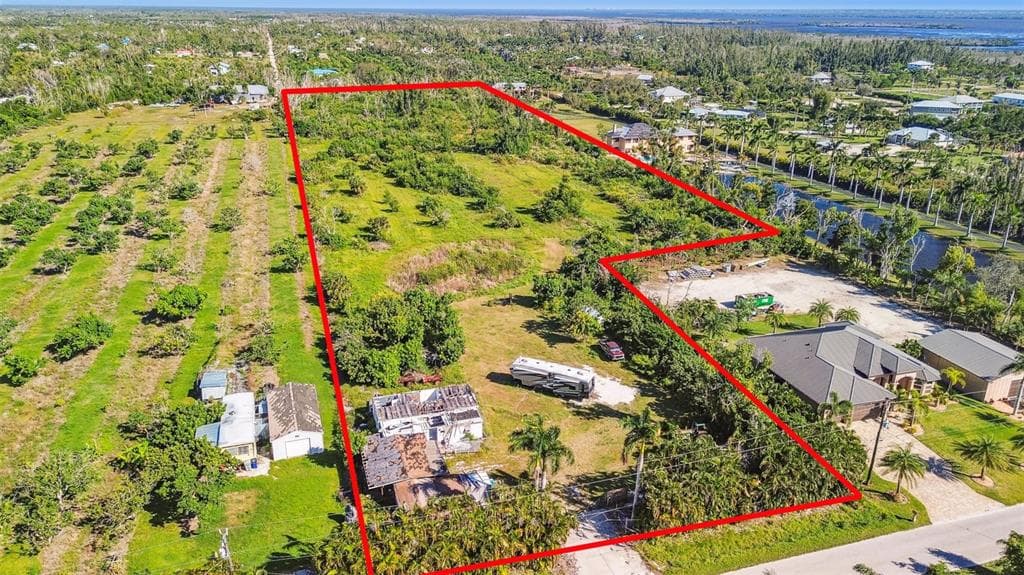 5600 MARINA ROAD BOKEELIA, FL 33922