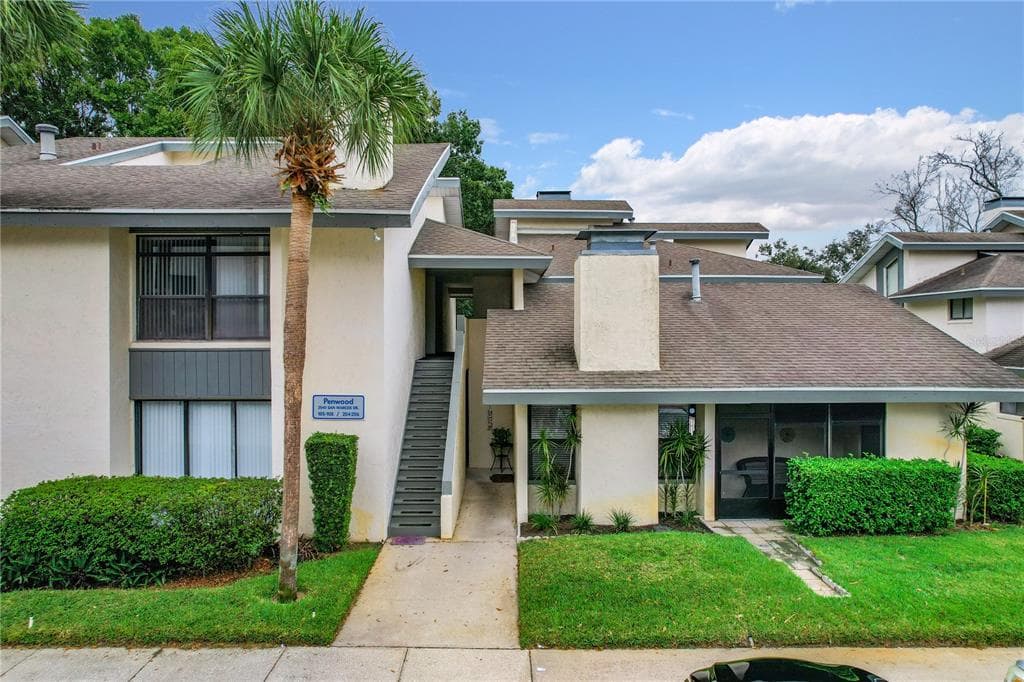 2040 SAN MARCOS DRIVE SE UNIT 108 WINTER HAVEN, FL 33880