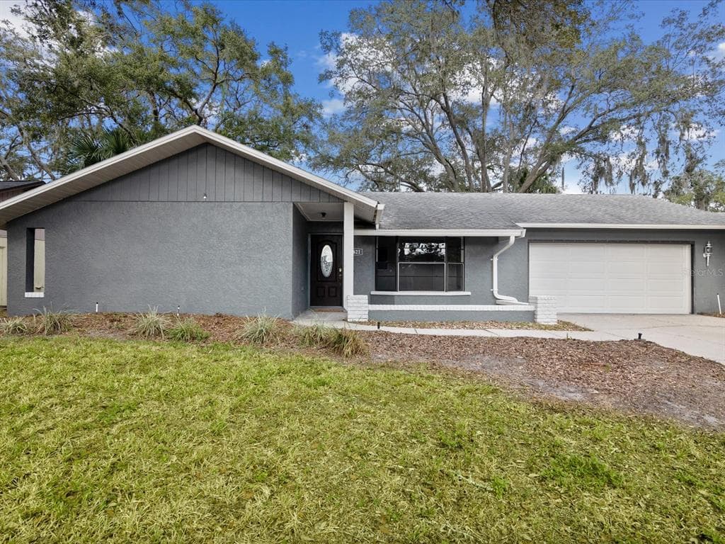8621 WHITE SPRINGS DRIVE NEW PORT RICHEY, FL 34655