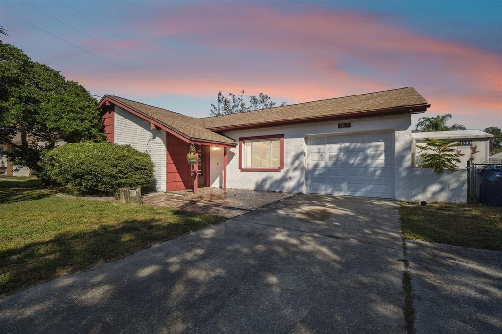 4039 SAIL DRIVE NEW PORT RICHEY, FL 34652