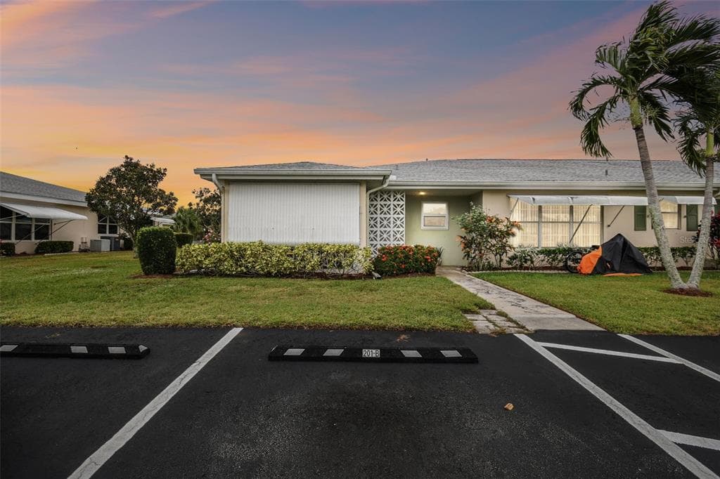 201 MANATEE LANE UNIT A FORT PIERCE, FL 34982
