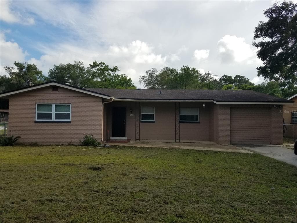 1735 W PERDIZ STREET TAMPA, FL 33612