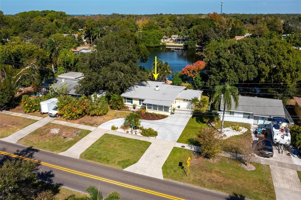 132 CRYSTAL BEACH AVENUE CRYSTAL BEACH, FL 34681