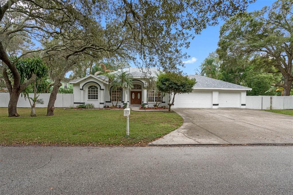 16121 W LAKE BURRELL DRIVE
