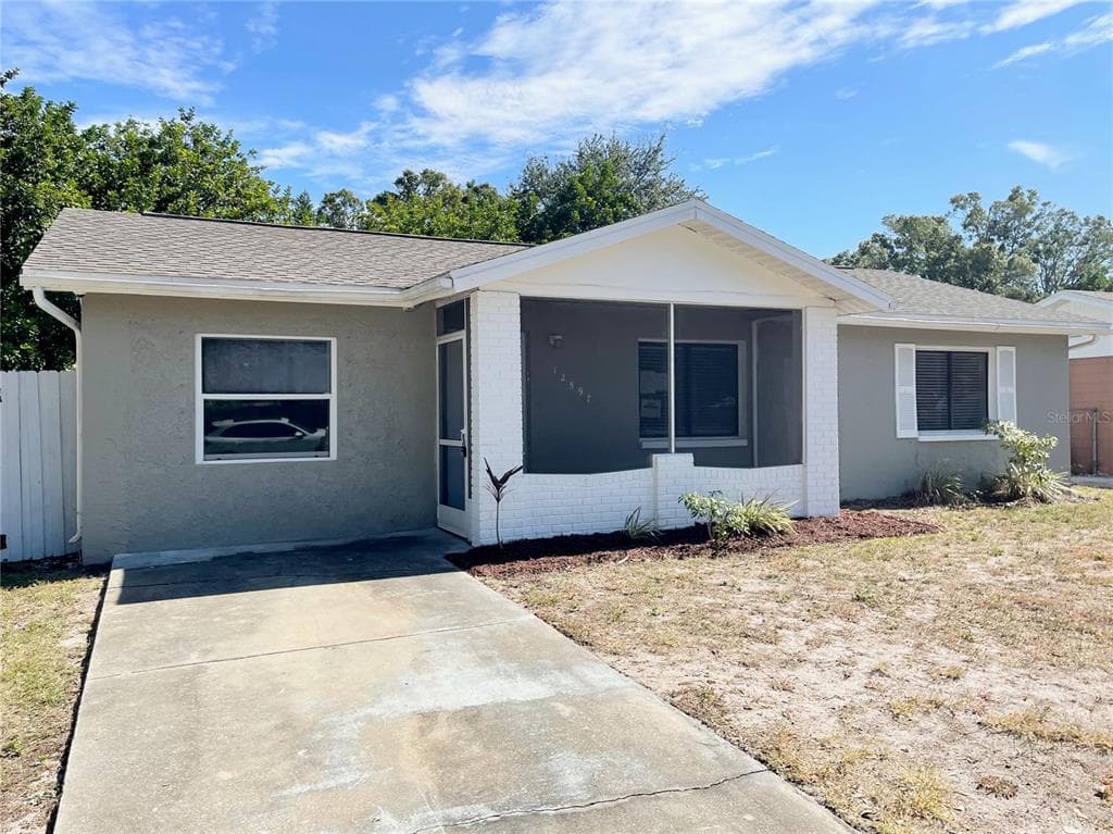 12597 CUMBERLAND DRIVE LARGO, FL 33773