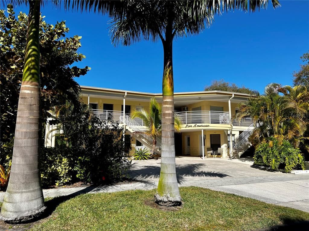 145 10TH AVENUE N UNIT 16 ST PETERSBURG, FL 33701