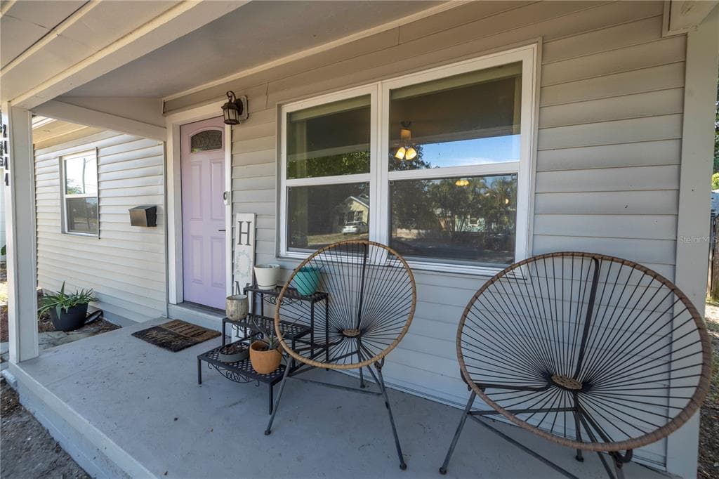 2444 32ND AVENUE N ST PETERSBURG, FL 33713