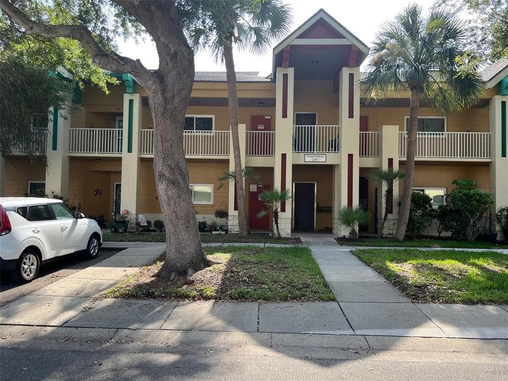 2292 AUSTRIAN LANE UNIT 34 CLEARWATER, FL 33763