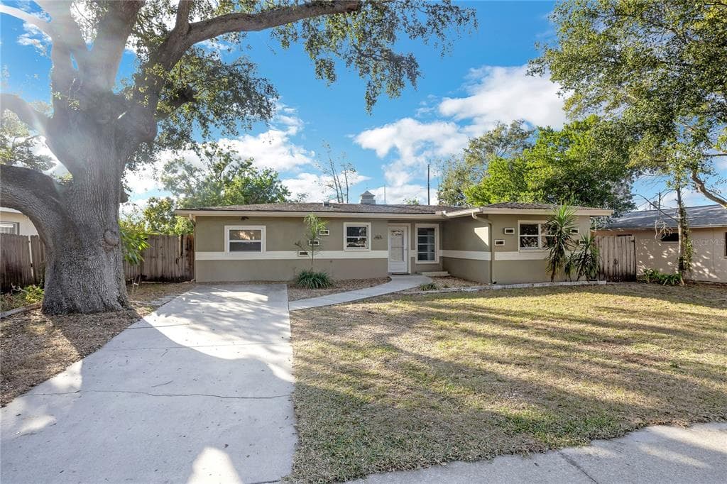 1376 ROBIN HOOD LANE DUNEDIN, FL 34698