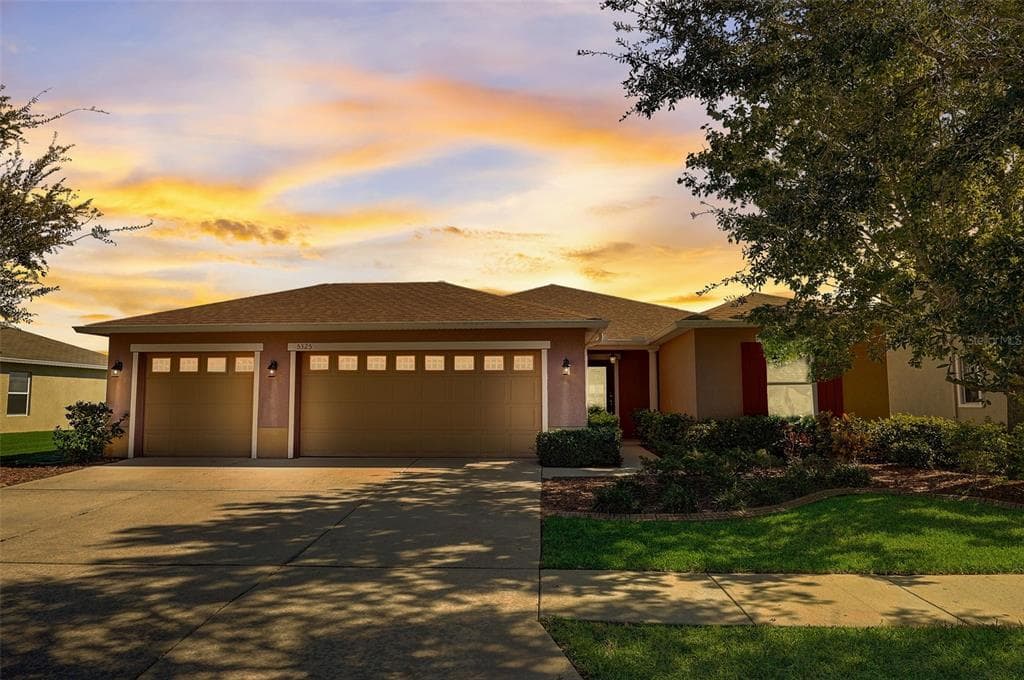 5325 SANDY SHELL DRIVE APOLLO BEACH, FL 33572
