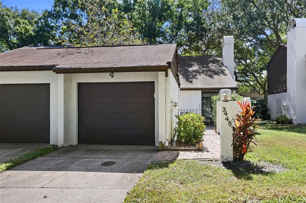 3448 HUNTERS RUN LANE TAMPA, FL 33614