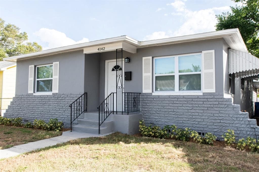 4142 3RD AVENUE S ST PETERSBURG, FL 33711