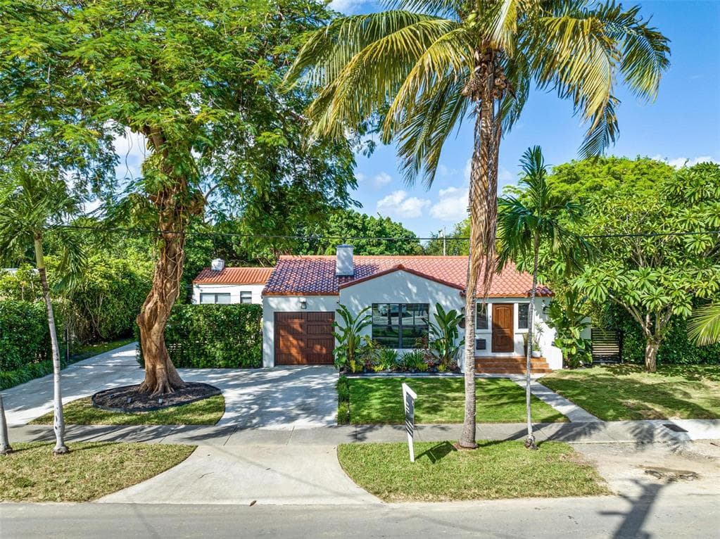 653 NE 87 STREET MIAMI SHORES, FL 33138