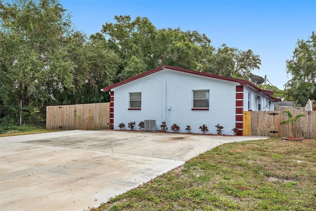 3796 137TH AVENUE LARGO, FL 33771