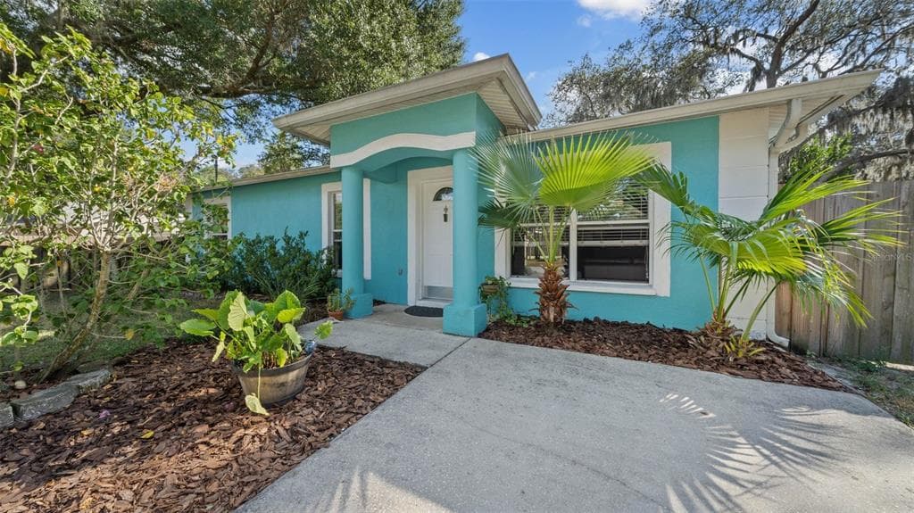 11113 ROBERTS LANE RIVERVIEW, FL 33578