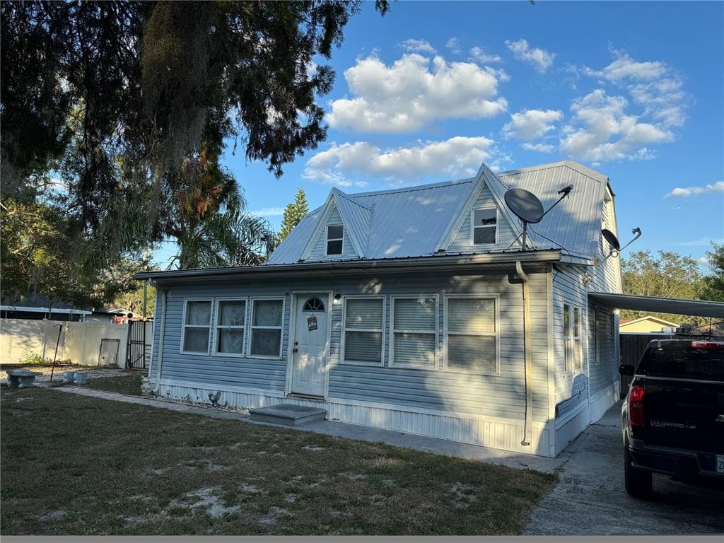 128 JAMES STREET AUBURNDALE, FL 33823
