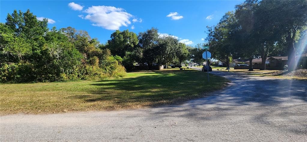 GROVE PLACE LAND O LAKES, FL 34639