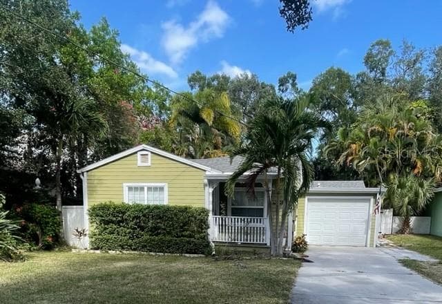 3109 W KNIGHTS AVENUE TAMPA, FL 33611