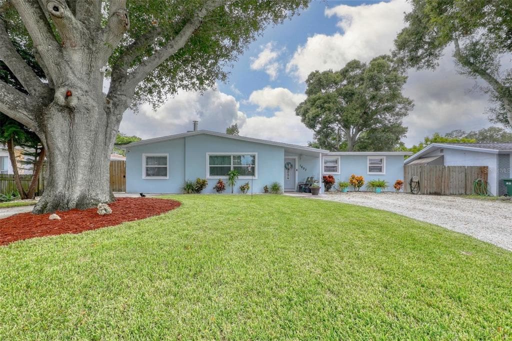 1607 VALENCIA DRIVE W LARGO, FL 33778