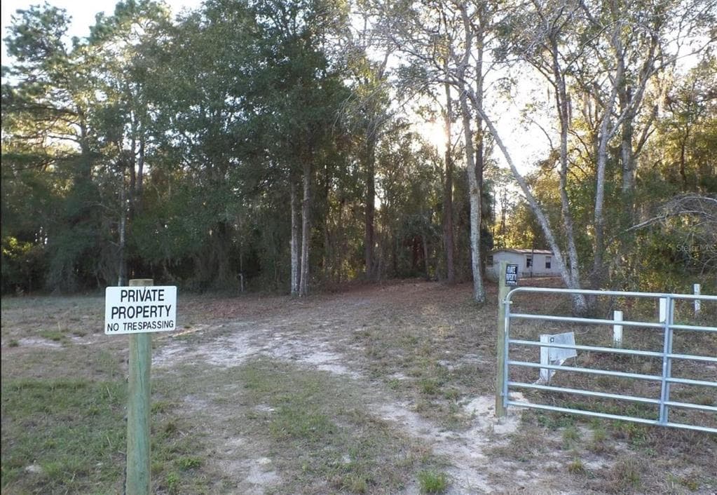 14207 CAROLINA DOVE ROAD WEEKI WACHEE, FL 34614