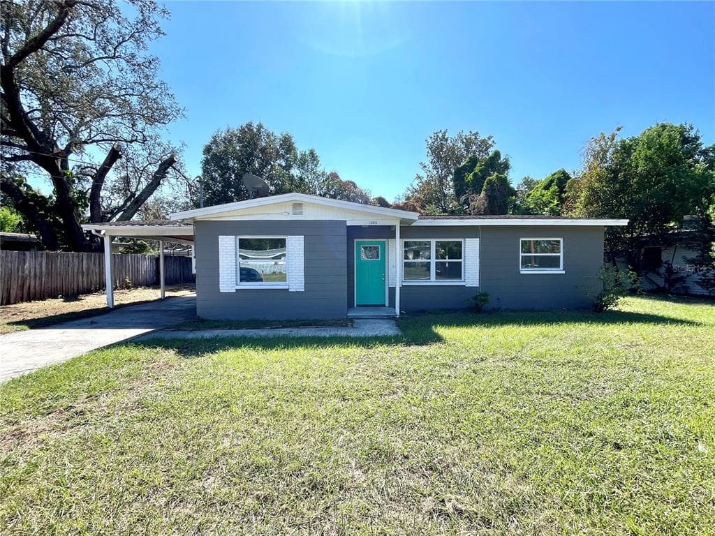 1805 MARVY AVENUE TAMPA, FL 33612