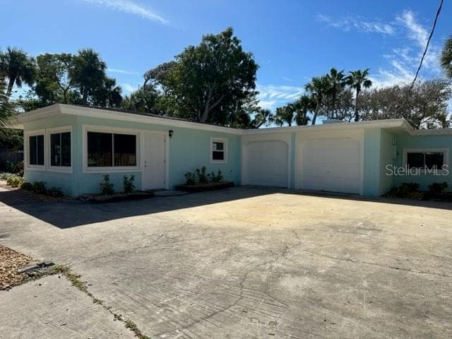 1132 S BREVARD AVENUE UNIT 4 COCOA BEACH, FL 32931